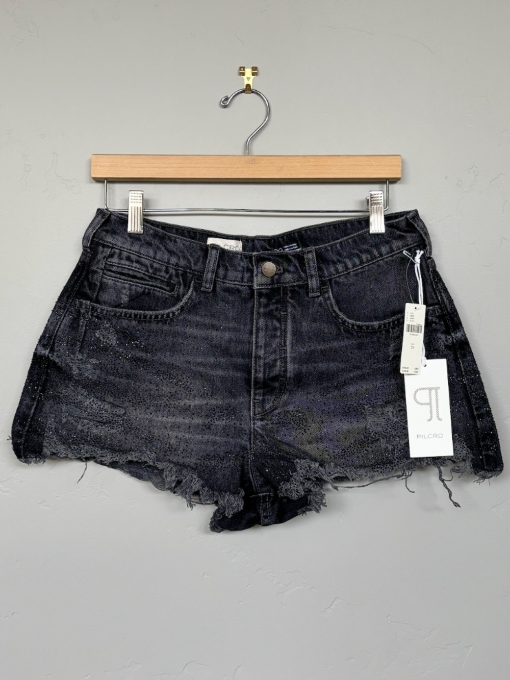 NWT$128 Anthropologie Pilcro Devon Studded Rhinestone Black Denim Shorts Raw 29